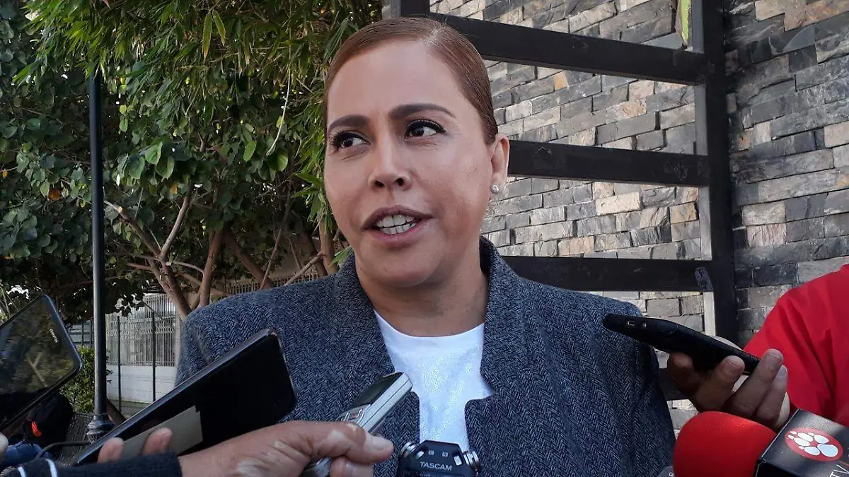 24 ‘Inversión para Gómez Palacio se debe al trabajo en equipo’ Marina Vitela